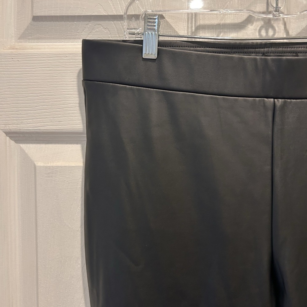Loft Faux Leather Leggings NWT Size Large Biker Moto - Picture 2 of 7